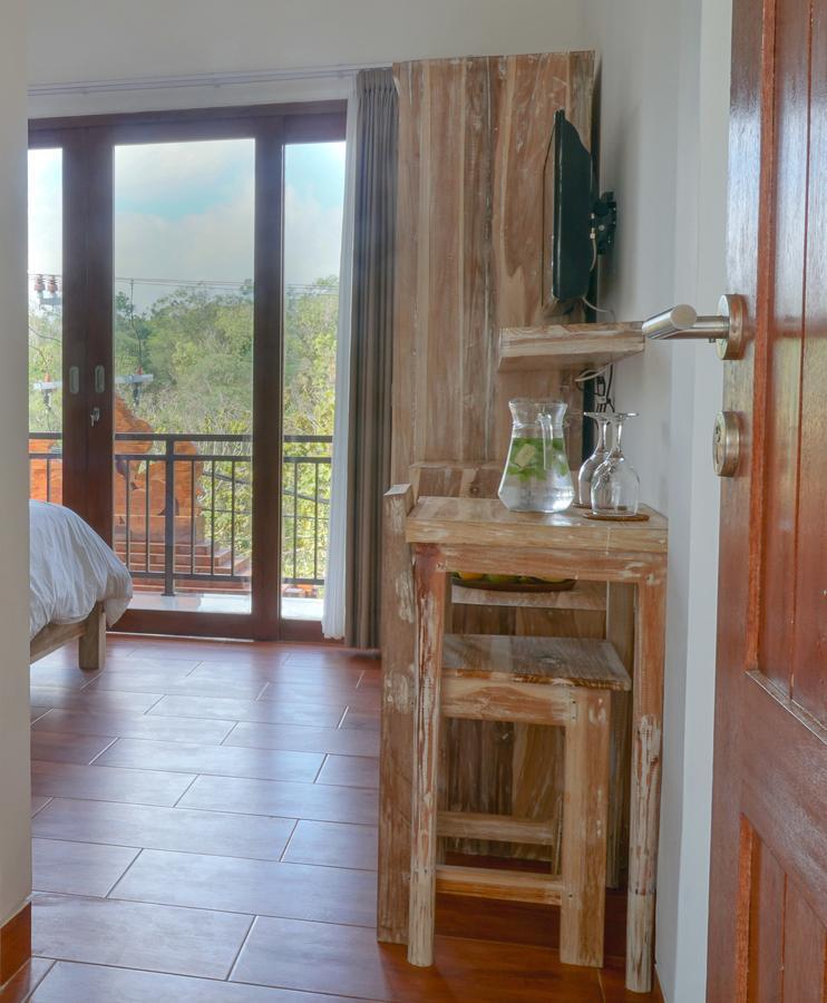 Seno Guesthouse & Cafe Улувату Экстерьер фото
